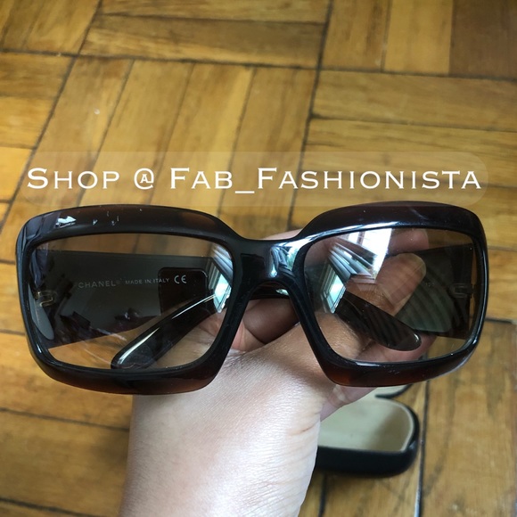 ❗️SOLD❗️CHANEL "mother of the pearl" - Picture 11 of 16